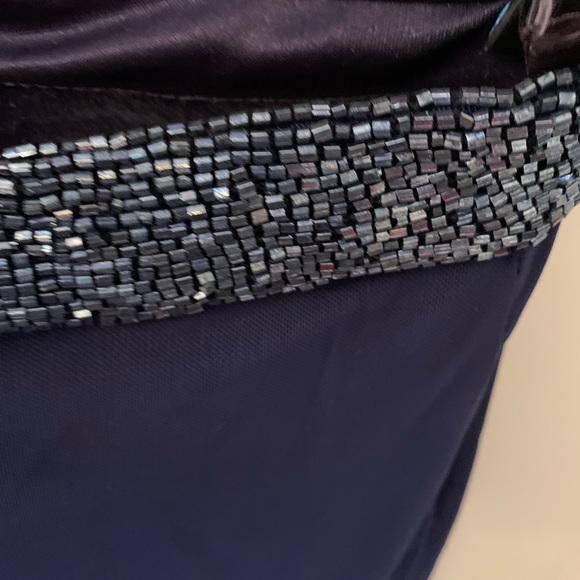 Two piece gown - Picture 2 of 6